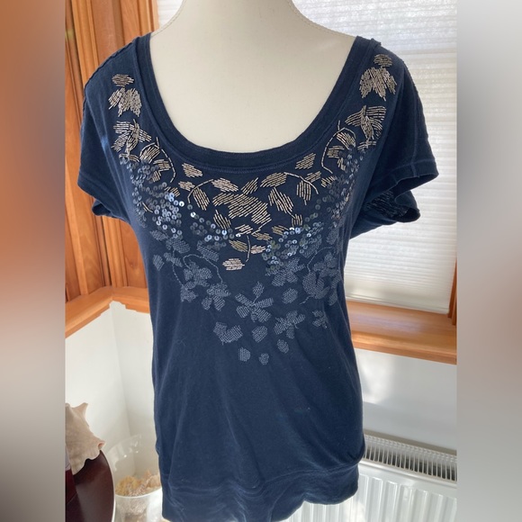 Abercrombie and Fitch small size top (oversized) - Picture 1 of 6